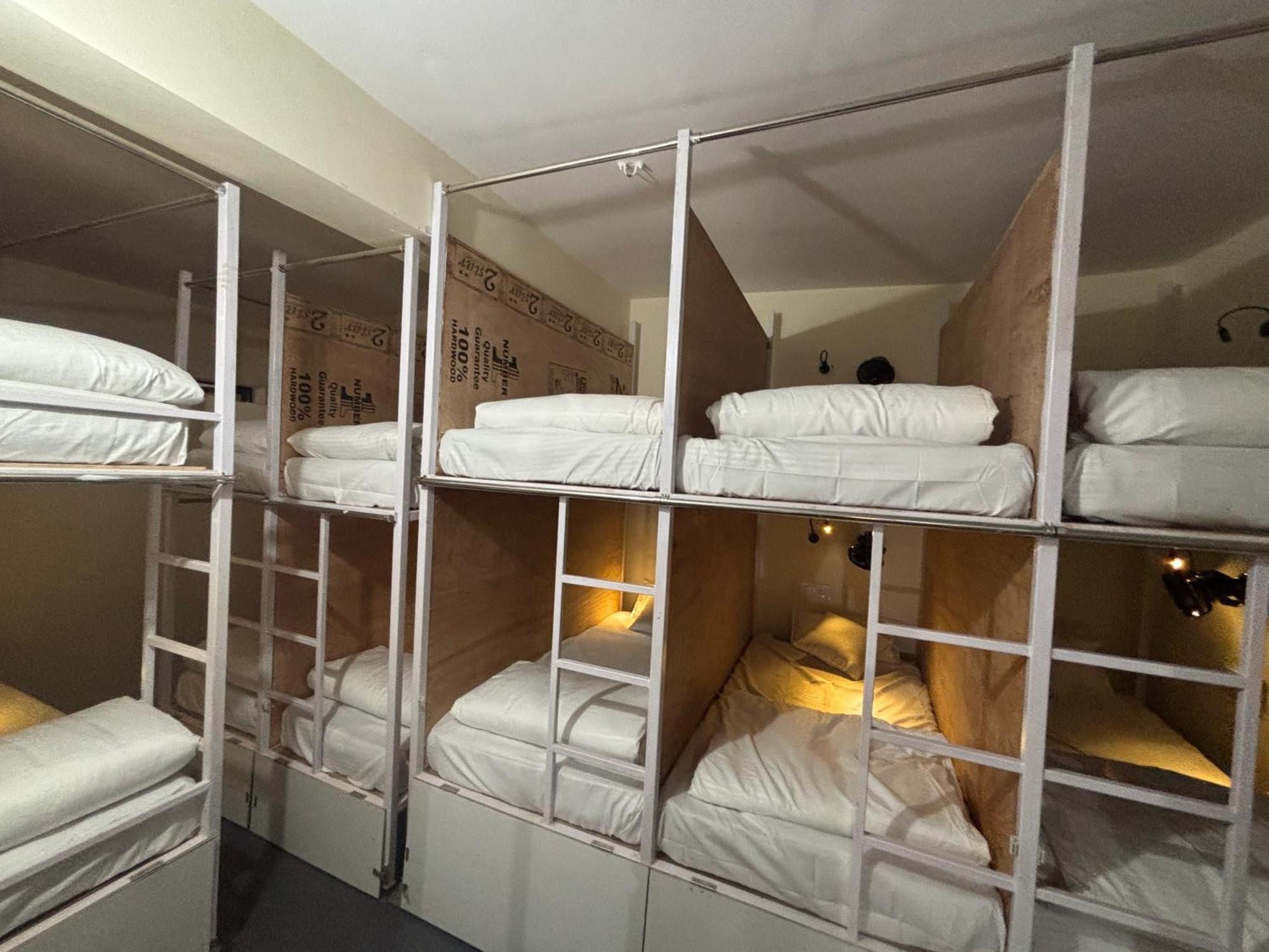 Hot - House Of Travellers, Vagatorホステル 部屋 写真